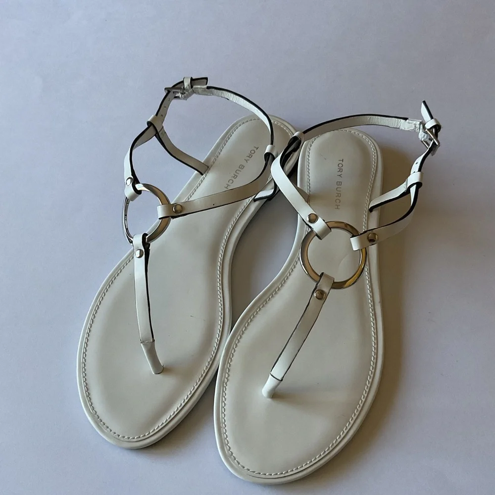TORY BURCH LEATHER RING THONG WHITE SIZE 7 NWT NO BOX